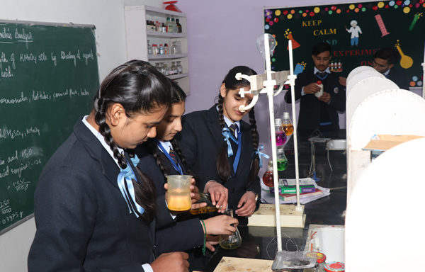 <span>Resources</span>Chemistry Lab