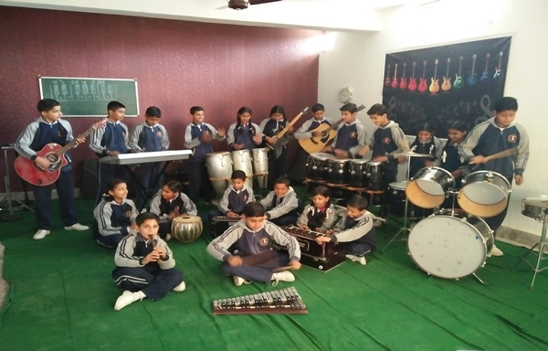 <span>Resources</span>Music & Arts